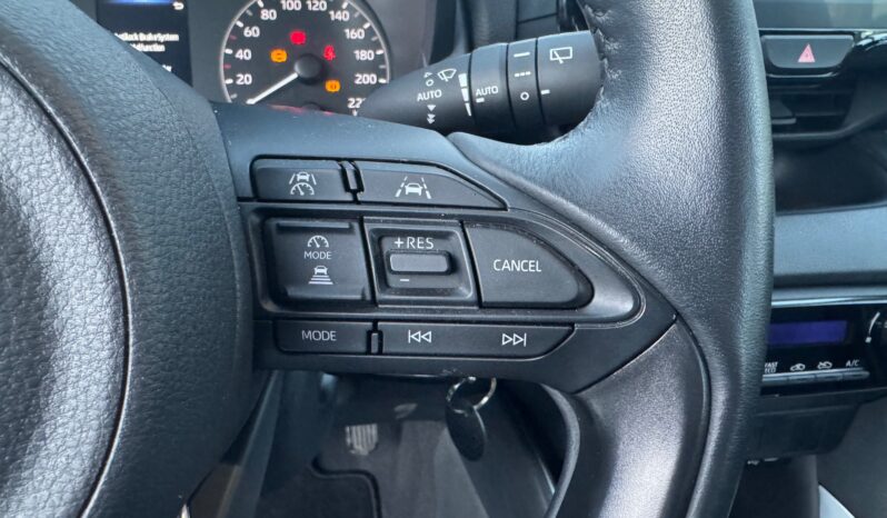 
								Toyota Yaris 1.5cc HEV Full Hybrid 116cv Active full									