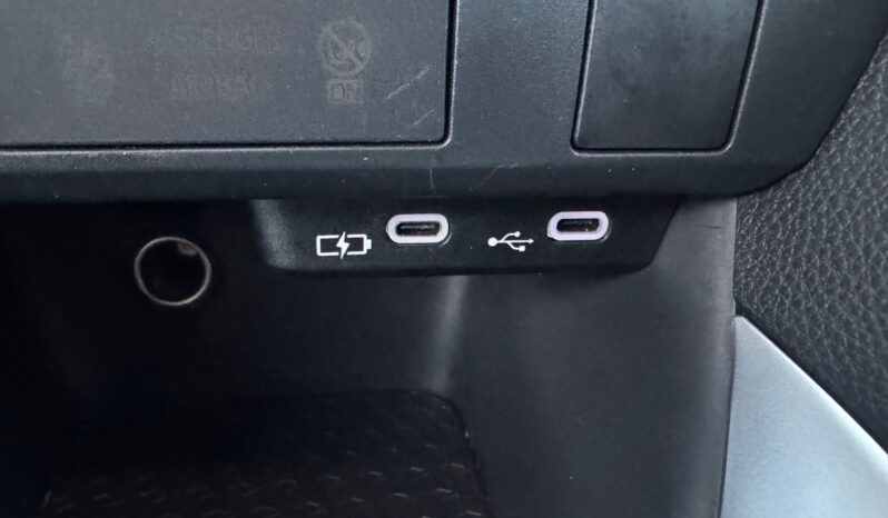 
								Toyota Yaris 1.5cc HEV Full Hybrid 116cv Active full									