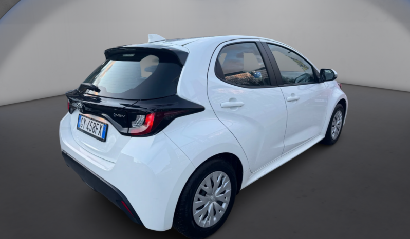 
								Toyota Yaris 1.5cc HEV Full Hybrid 116cv Active full									