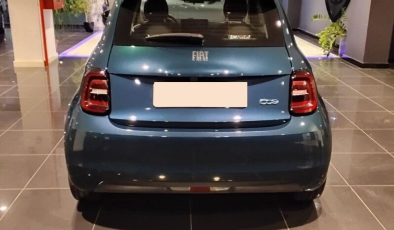 
								FIAT La Nuova 500e 320 42 kWh Icon full									