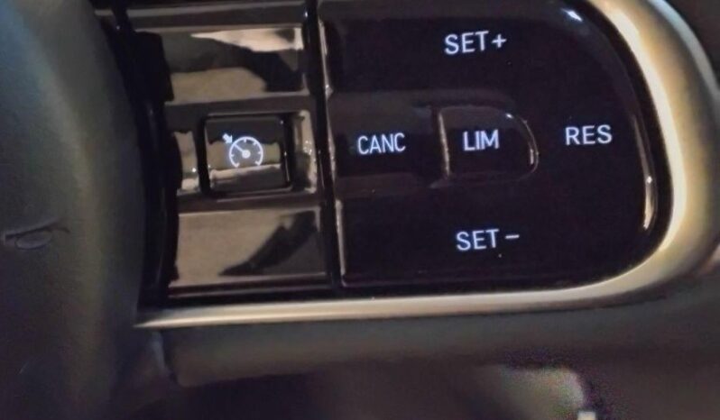 
								FIAT La Nuova 500e 320 42 kWh Icon full									