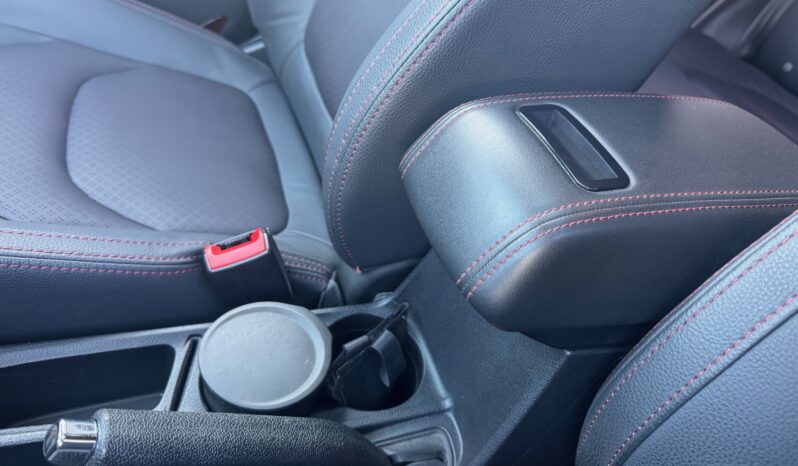 
								DR 4 1.6cc 114cv MT BENZ./GPL full									