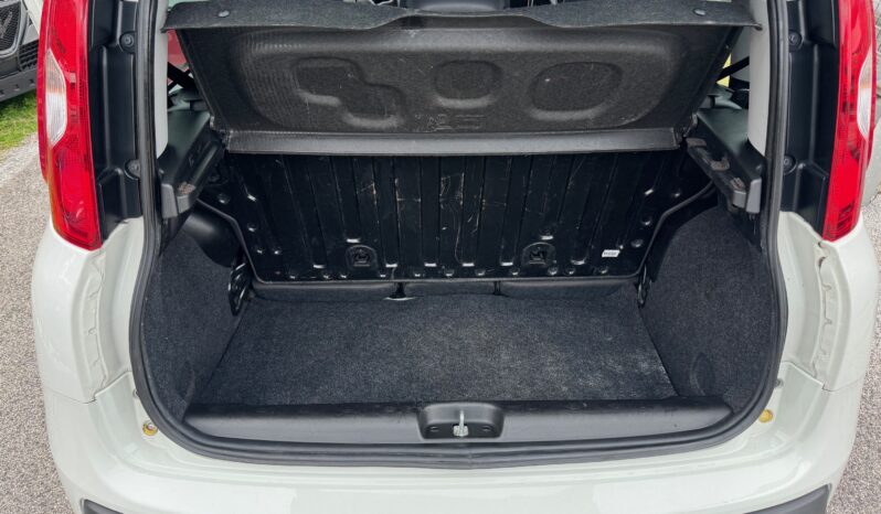 
								FIAT PANDA 1.2cc 69cv Easy full									