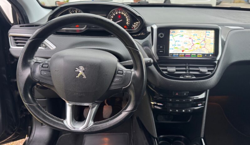 
								PEUGEOT 2008 1.5cc BlueHDi 102cv Allure Pack full									