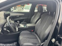 
										PEUGEOT 3008 1.2cc PureTech 130cv S&S GT full									