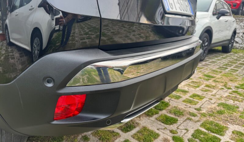 
								PEUGEOT 3008 1.2cc PureTech 130cv S&S GT full									