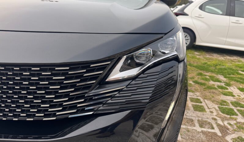 
								PEUGEOT 3008 1.2cc PureTech 130cv S&S GT full									