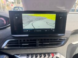 
										PEUGEOT 3008 1.2cc PureTech 130cv S&S GT full									