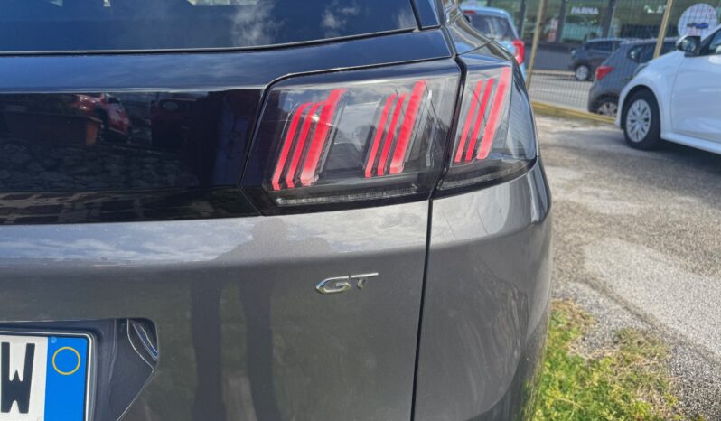 
								PEUGEOT 3008 1.2cc PureTech 130cv S&S GT full									