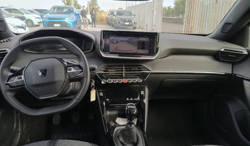 
								PEUGEOT 2008 1.2 Puretech 130cv S&S ALLURE full									