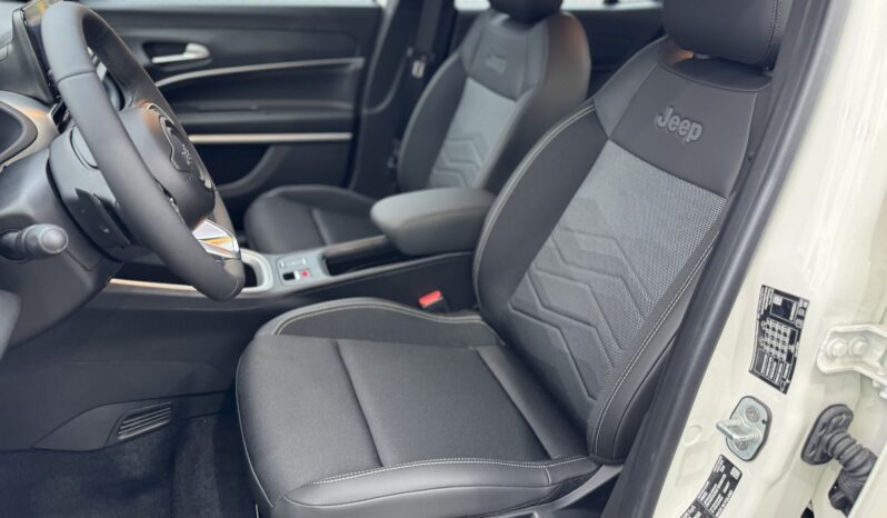 
								JEEP Avenger 1.2cc 100cv DCT MHEV Longitude full									