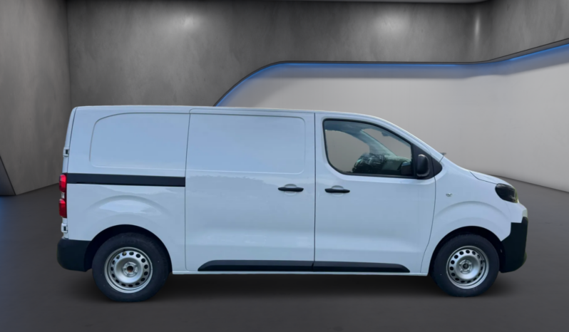 
								FIAT Scudo Serie 3 1.5cc Diesel 120cv Van M full									