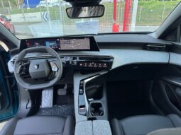 
										PEUGEOT NEW 3008 1.2cc HYBRID 145cv E-DCS6 ALLURE full									