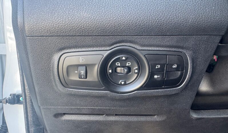 
								DR 4.0 1.5cc 117CV Bi-Fuel GPL full									