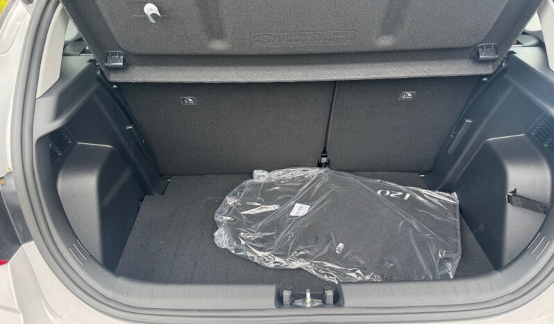 
								Hyundai I20 1.0cc T-GDI 90cv DCT Connectline full									