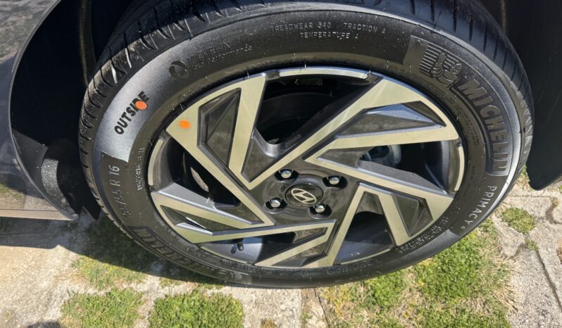 
								Hyundai I20 1.0cc T-GDI 90cv DCT Connectline full									