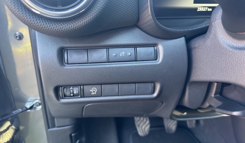 
								NISSAN JUKE 1.0cc DIG-T 114cv N-CONNECTA full									