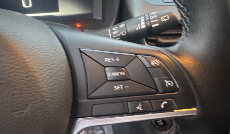 
								NISSAN JUKE 1.0cc DIG-T 114cv N-CONNECTA full									