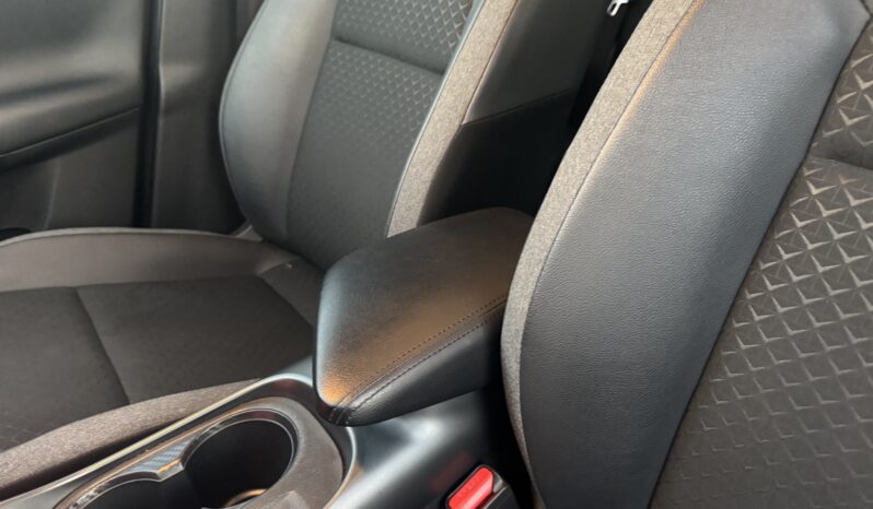 
								NISSAN JUKE 1.0cc DIG-T 114cv N-CONNECTA full									