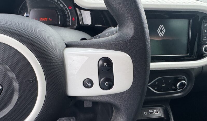 
								RENAULT Twingo 1.0cc sce 65cv Equilibre full									