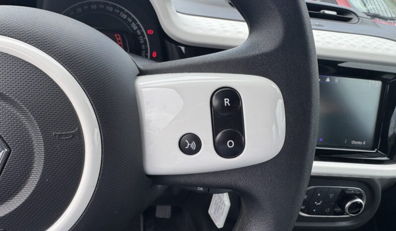 
								RENAULT Twingo 1.0cc sce 65cv Equilibre full									