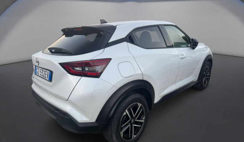 
								NISSAN JUKE 1.0cc DIG-T 114cv N-CONNECTA full									