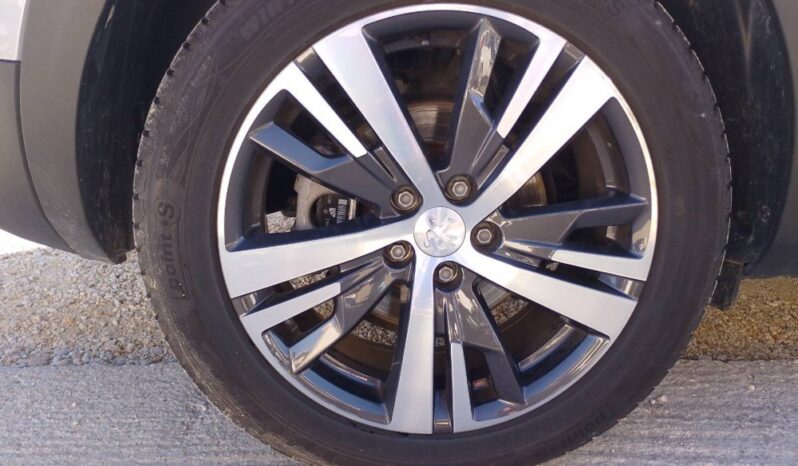
								Peugeot 3008 1.5cc BlueHdi 130cv S&S EAT8 ALLURE PACK full									