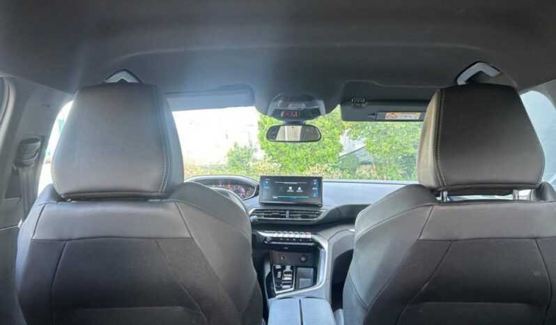 
								Peugeot 3008 1.5cc BlueHdi 130cv S&S EAT8 ALLURE PACK full									