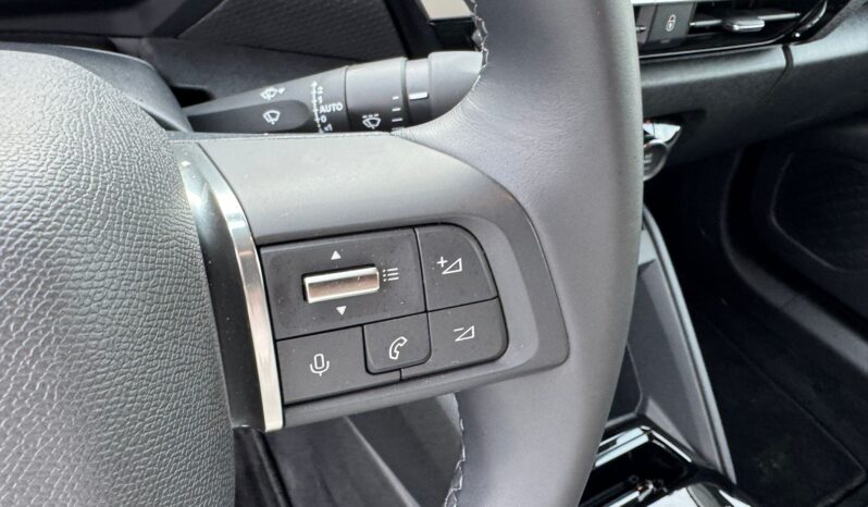 
								CITROEN C4 1.2cc Hybrid 145cv e-dcs6 Max full									