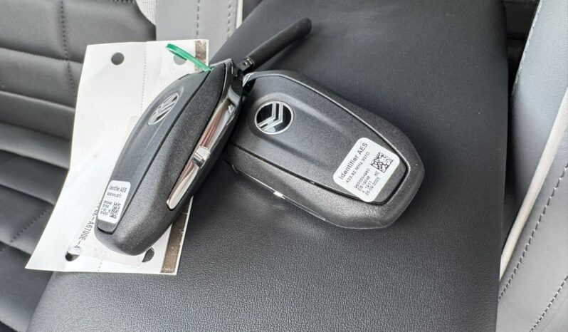 
								CITROEN C4 1.2cc Hybrid 145cv e-dcs6 Max full									