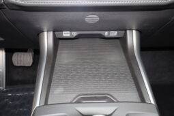 
										Jeep New Compass 1.2cc E-Hybrid 145cv Edct6 First Edition full									