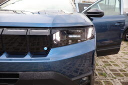 
										Jeep New Compass 1.2cc E-Hybrid 145cv Edct6 First Edition full									