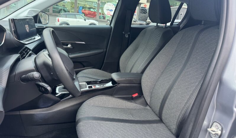 
								PEUGEOT 208 1.2cc PureTech 100cv S&S Allure full									