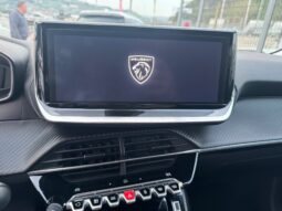 
										PEUGEOT 208 1.2cc PureTech 100cv S&S Allure full									