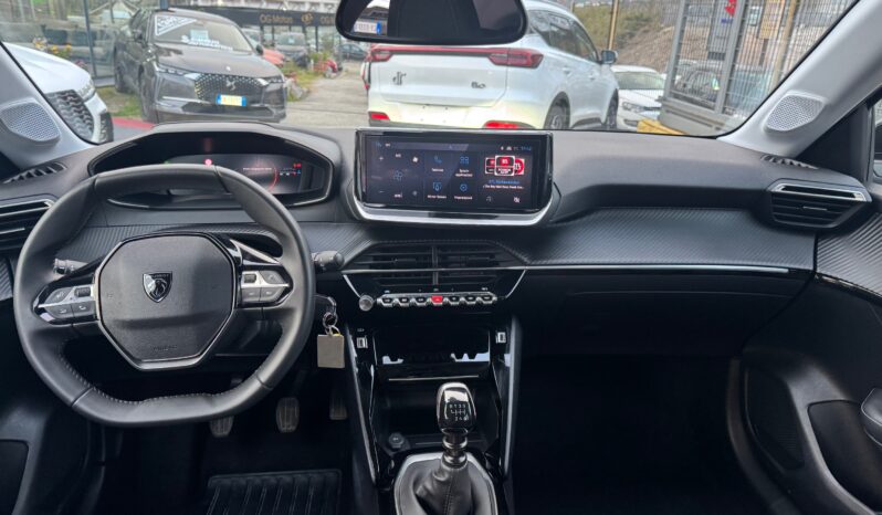 
								PEUGEOT 208 1.2cc PureTech 100cv S&S Allure full									