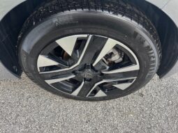 
										PEUGEOT 208 1.2cc PureTech 100cv S&S Allure full									