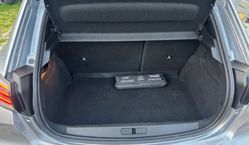 
								PEUGEOT 208 1.2cc PureTech 100cv S&S Allure full									