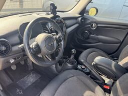 
										MINI ONE 1.5cc 75cv 5 Porte BRAKER STREE full									
