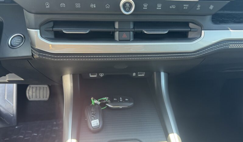 
								Jeep New Compass 1.2cc E-Hybrid 145cv Edct6 First Edition full									