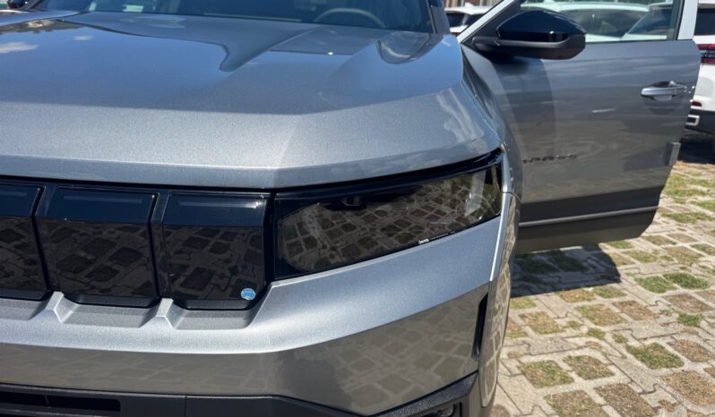 
								Jeep New Compass 1.2cc E-Hybrid 145cv Edct6 First Edition full									