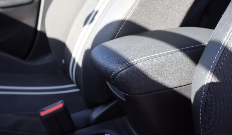 
								Opel New Corsa 1.2cc 100cv AT8 GS full									