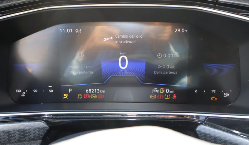 
								VolksWagen T-Cross 1.0cc TSI 110cv DSG Sport R-Line Pack full									