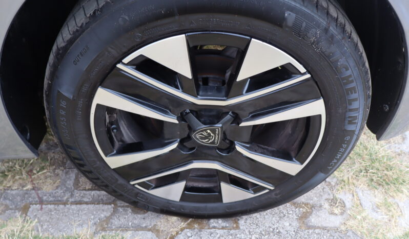 
								Peugeot 208 1.2cc 100cv S&S 5 Porte Allure Pack full									