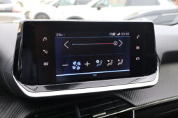 
										Peugeot 208 1.2cc 75cv S&S 5 Porte Style full									
