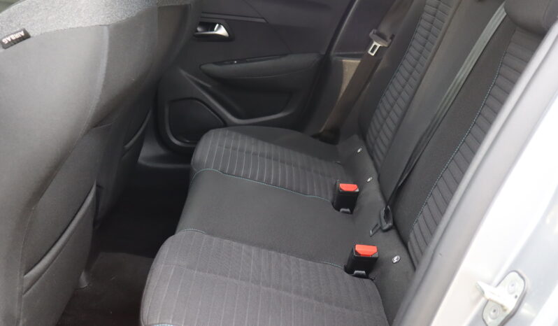 
								Peugeot 208 1.2cc 75cv S&S 5 Porte Style full									