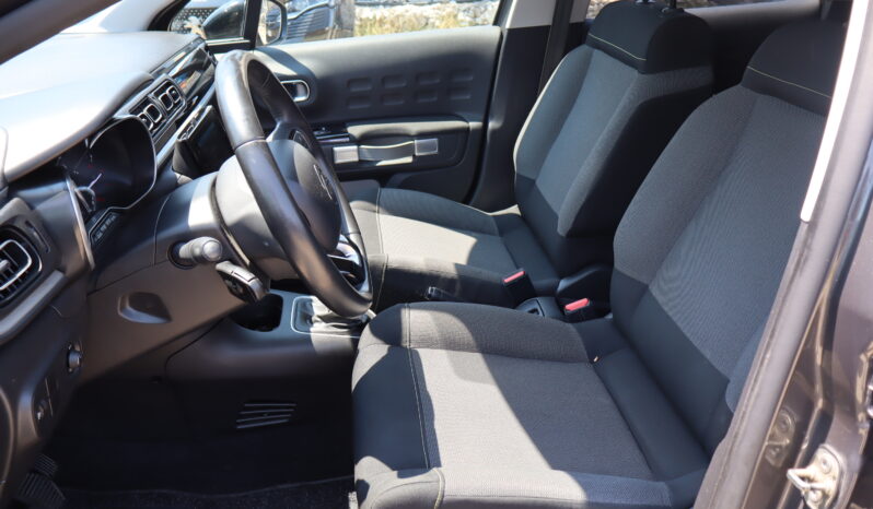
								CITROEN C3 1.2cc 110cv 5P SHINE full									