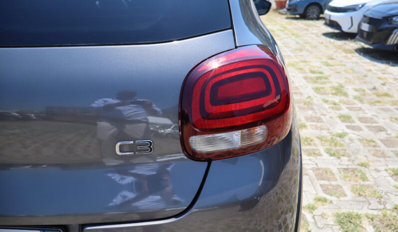 
								CITROEN C3 1.2cc 110cv 5P SHINE full									