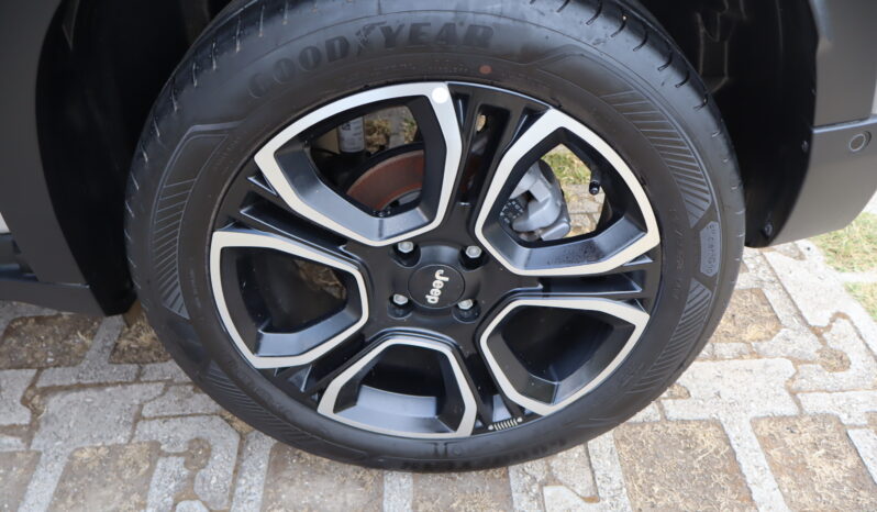 
								JEEP Avenger 1.2cc Benzina 100cv SUMMIT full									