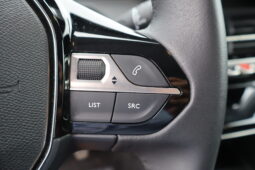 
										PEUGEOT 208 1.2cc PureTech 100cv S&S Allure full									
