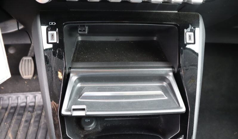 
								PEUGEOT 208 1.2cc PureTech 100cv S&S Allure full									
